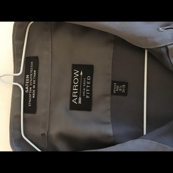 Arrow Men’s Sateen Dress Shirt - Picture 6 of 6